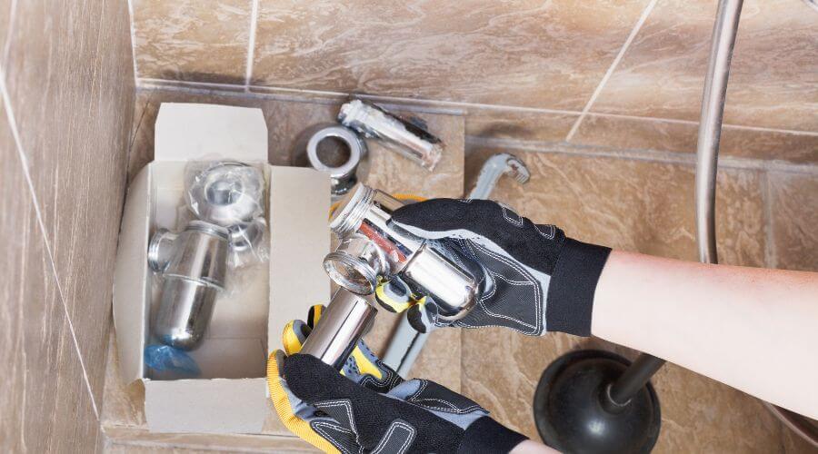 Professional gutter cleaning in Green Bay, VA